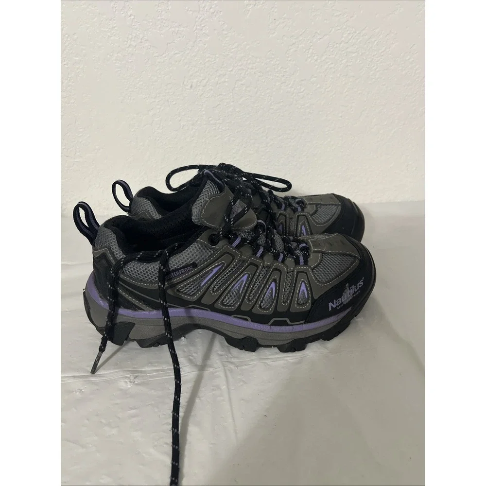 Nautilus Women Steel Toe Waterproof Safety Gray Purple Work Shoe 6.5 Condition